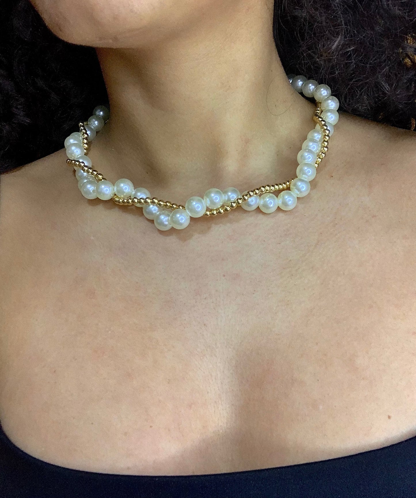 Collar de perlas blanca